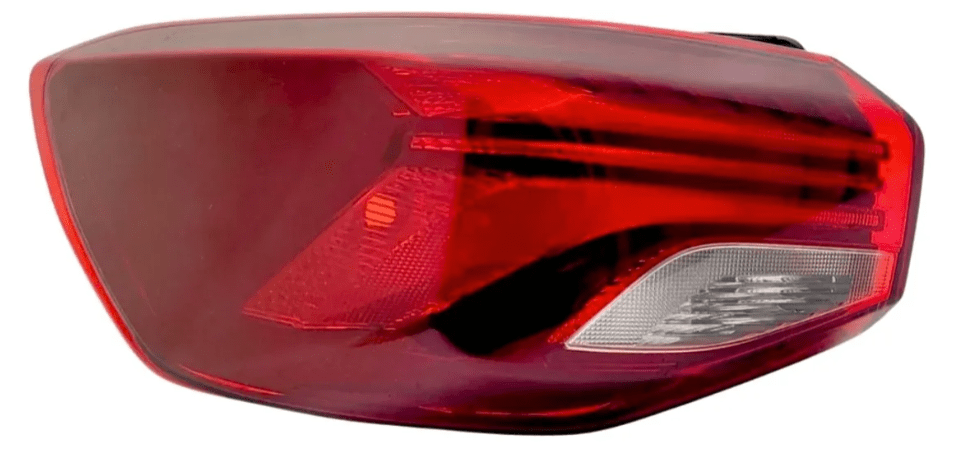 Lanterna Traseira de canto Onix Sedan (onix plus) Sem Led, Lado Esquerdo 2020 a 2025 bicolor.