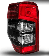 Lanterna Traseira L200 Triton 2021 ate 2024 Lado Esquerdo Bicolor Fume.