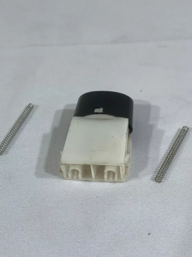 Botao Interruptor do Pisca-Alerta  Fiat Uno G2 / Grand Siena / Fiorino (2013 em diante)
