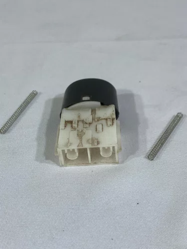 Botao Interruptor do Pisca-Alerta  Fiat Uno G2 / Grand Siena / Fiorino (2013 em diante)