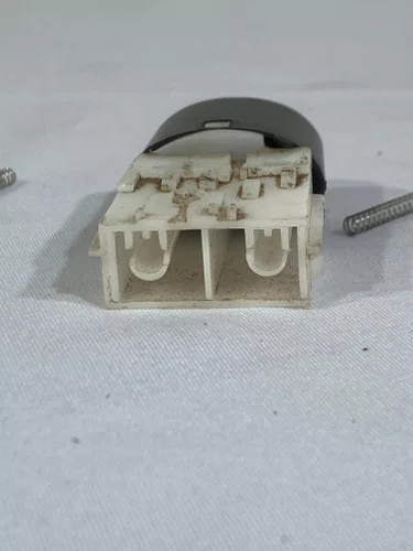 Botao Interruptor do Pisca-Alerta  Fiat Uno G2 / Grand Siena / Fiorino (2013 em diante)