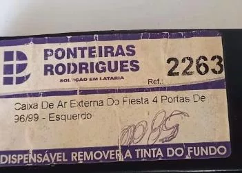 Caixa de Ar Externa Fiesta 4 Portas 96/99 Lado Esquerdo