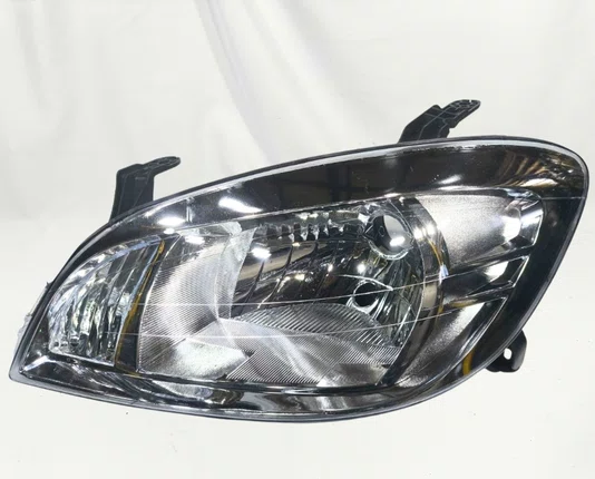Farol Chevrolet Celta / Prisma Mascara Cromada Lado Esquerdo 2006 ate 2012