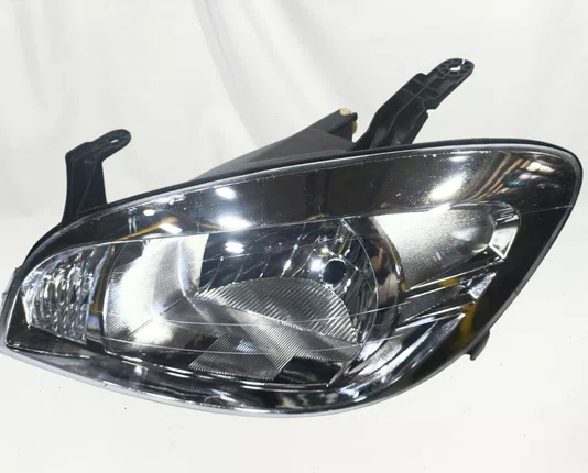 Farol Chevrolet Celta / Prisma Mascara Cromada Lado Esquerdo 2006 ate 2012