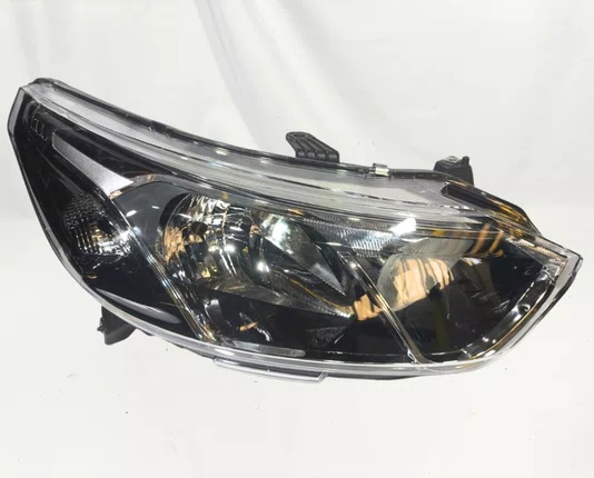 Farol Chevrolet Cobalt Mascara Cromada Lado Direito 2016 ate 2020