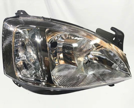 Farol Chevrolet Corsa / Montana Mascara Cromada Lado Direito 2008 ate 2012