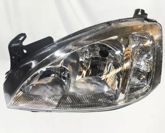 Farol Chevrolet Corsa / Montana Mascara Cromada Lado Esquerdo 2008 ate 2012