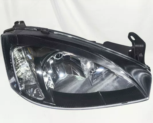Farol Chevrolet Corsa / Montana Mascara Negra Lado Direito 2008 ate 2012