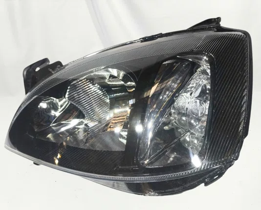 Farol Chevrolet Corsa - Montana Mascara Negra Lado Esquerdo 2008 ate 2012
