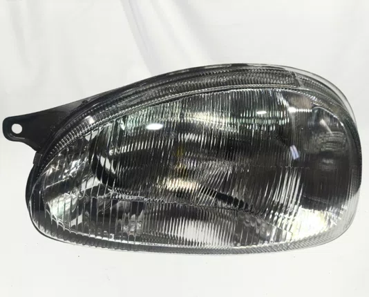 Farol de Vidro Chevrolet Corsa Mascara Cromada Lado Esquerdo 1994 ate 2000