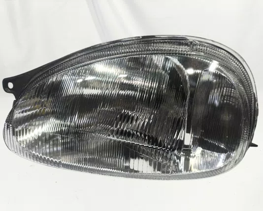 Farol de Vidro Chevrolet Corsa Mascara Cromada Lado Esquerdo 1994 ate 2000