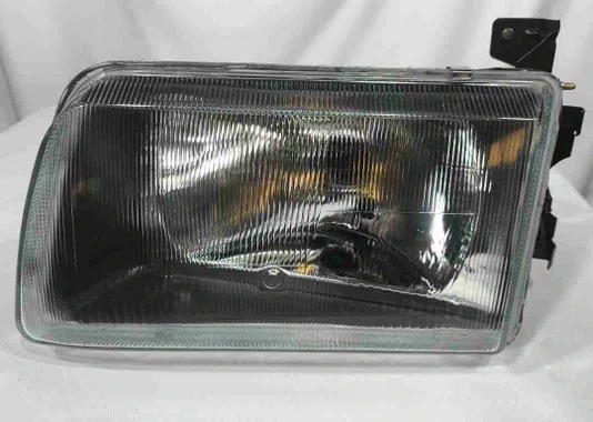 Farol Ford Delrey Lado Esquerdo 1985 Ate 1992 Arteb