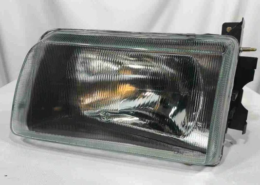 Farol Ford Delrey Lado Esquerdo 1985 Ate 1992 Arteb