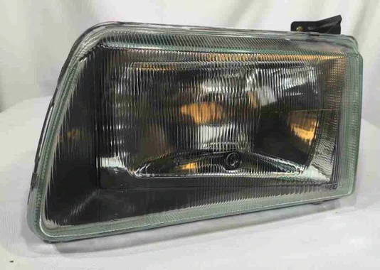 Farol Ford Delrey Lado Esquerdo 1985 Ate 1992 Arteb