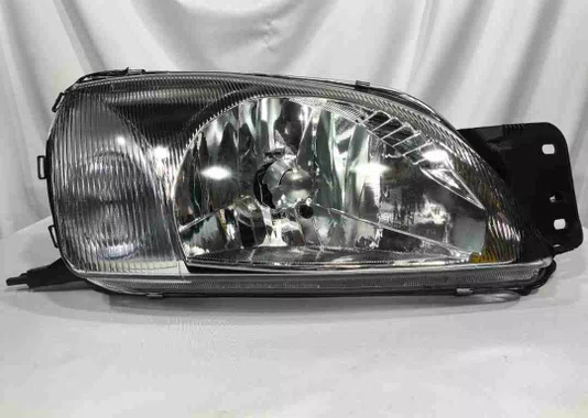 Farol Ford Fiesta Com Pisca Cromado Lado Direito 2000 Ate 2002