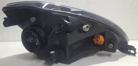 Farol Ford Ka 2008 ate 2014 Mascara negra Lado esquerdo/motorista