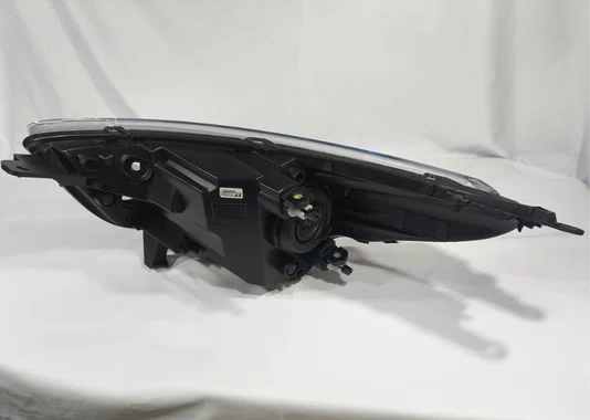 Farol Ford Ka 2015 ate 2018 Mascara negra Lado Direito/passageiro