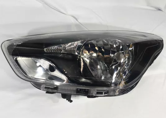 Farol Ford Ka ano 2015 ate 2018 Mascara negra Lado esquerdo (motorista)