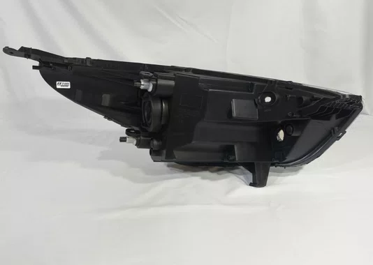 Farol Ford Ka ano 2015 ate 2018 Mascara negra Lado esquerdo (motorista)