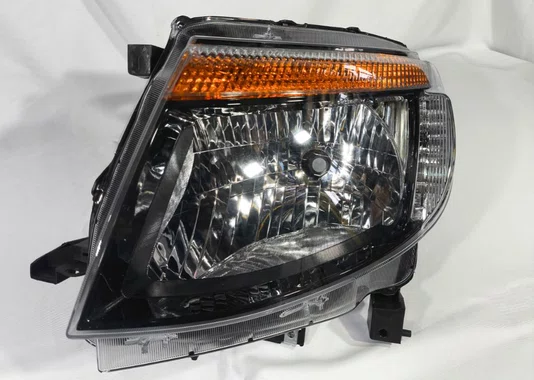 Farol Ford Ranger 2013 at 2016 Mascara Negra Manual Lado Esquerdo