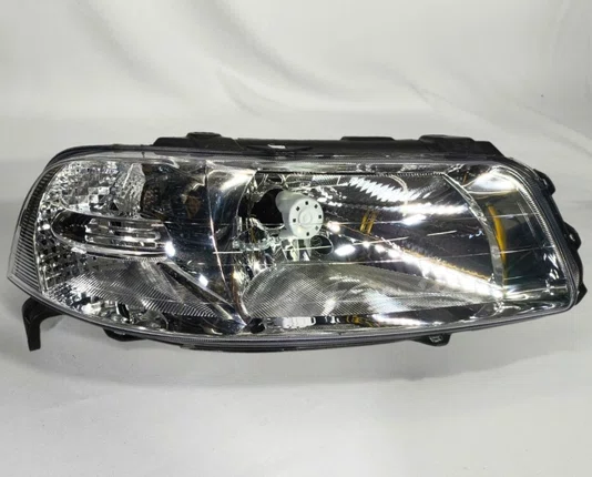Farol Gol Parati Saveiro G3 Lado Direito Simples Cromado 2000 ate 2005