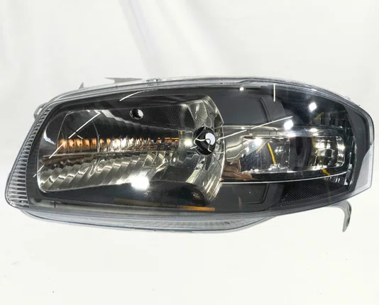 Farol Gol Parati Saveiro G4 Lado Esquerdo Mascara Negra 2005 ate 2009