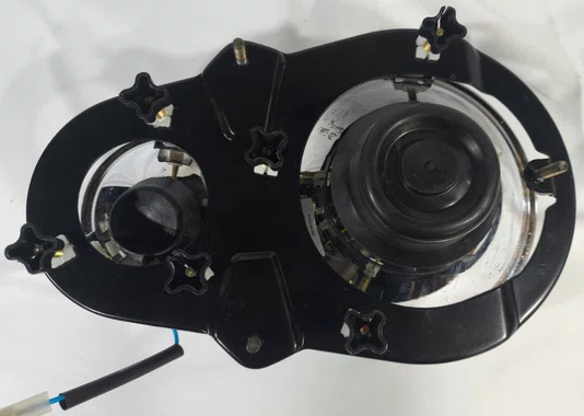 Farol Mitsubishi L200 ano 1999 ate 2004 Lado direito
