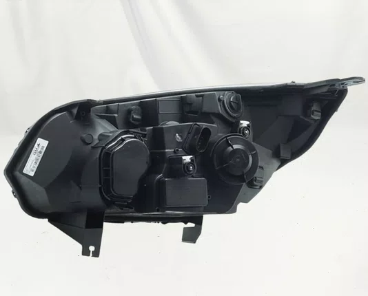 Farol Principal C/ Projetor Chevrolet S10 Mascara Cromada  Lado Direito 2012 ate 2016