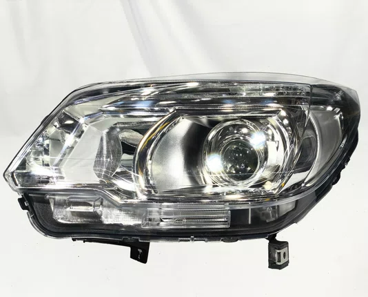 Farol Principal C/ Projetor Chevrolet S10 Mascara Cromada  Lado Esquerdo 2012 ate 2016