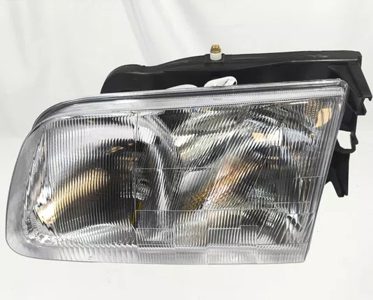 Farol Principal Chevrolet S10 Mascara Cromada Lado Esquerdo 1995 ate 2000