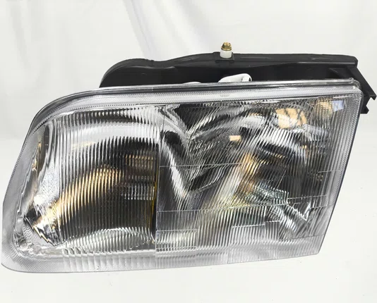 Farol Principal Chevrolet S10 Mascara Cromada Lado Esquerdo 1995 ate 2000