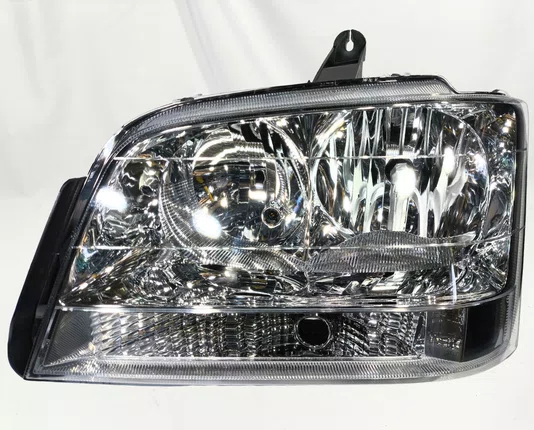 Farol Principal Chevrolet S10 Mascara Cromada Lado Esquerdo 2003 ate 2011