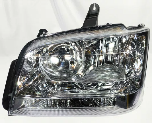 Farol Principal Chevrolet S10 Mascara Cromada Lado Esquerdo 2003 ate 2011