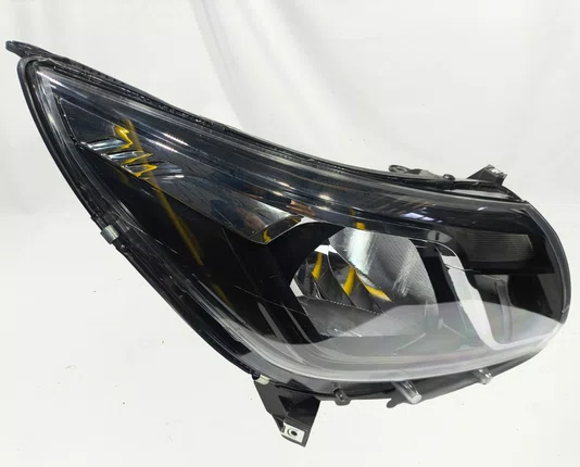 Farol Principal Chevrolet S10 Mascara Negra / Friso Cromado Lado Direito 2017 ate 2025