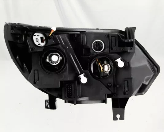 Farol Principal Chevrolet S10 Mascara Negra / Friso Cromado Lado Esquerdo 2017 ate 2025