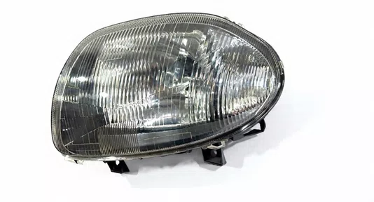Farol Principal com Regulagem Eletrica (Lado Esquerdo)  Renault Clio (1999 a 2002)