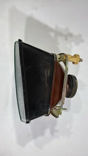 Farol Principal Dianteiro (Lado Esquerdo)  Fiat 147 Europa / Panorama