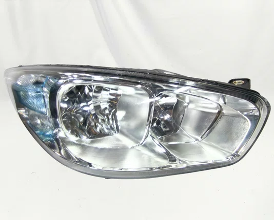 Farol Principal Fiat Grand Siena Mascara Cromada Lado Direito 2012 ate 2021