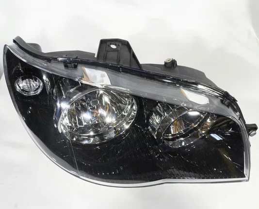 Farol Principal Fiat Palio / Siena / Strada Canhao Preto Cromado Lado Direito de 2004 ate 2016
