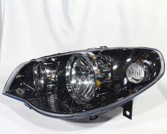Farol Principal Fiat Palio / Siena / Strada Canhao Preto Cromado Lado Esquerdo de 2004 ate 2016