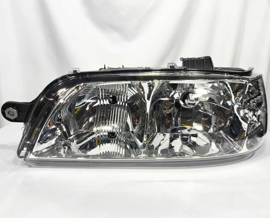 Farol Principal Fiat Palio Siena Strada Mascara Cromada Carcaca Preta Lado Esquerdo de 2001 ate 2003