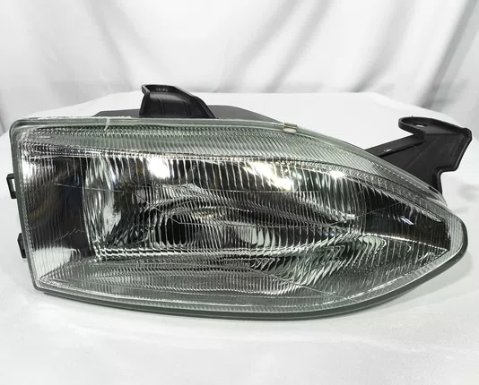 Farol Principal Fiat Palio / Siena / Strada Mascara Cromada Lado Direito de 1996 ate 1998