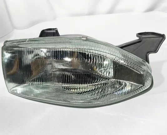 Farol Principal Fiat Palio / Siena / Strada Mascara Cromada Lado Direito de 1996 ate 1998