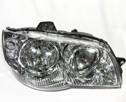 Farol Principal Fiat Palio / Siena / Strada Mascara Cromada Lado Direito de 2004 ate 2016