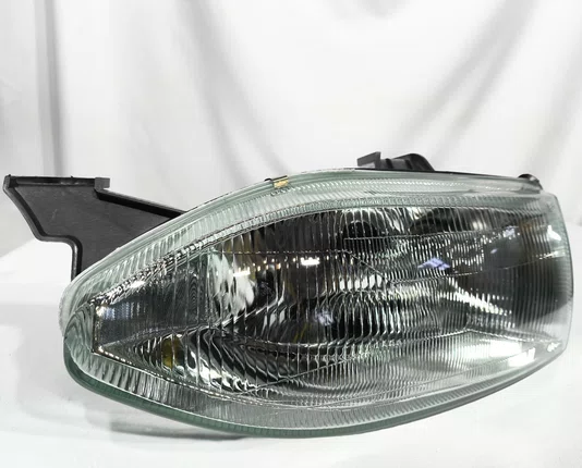 Farol Principal Fiat Palio / Siena / Strada Mascara Cromada Lado Esquerdo de 1996 ate 1998