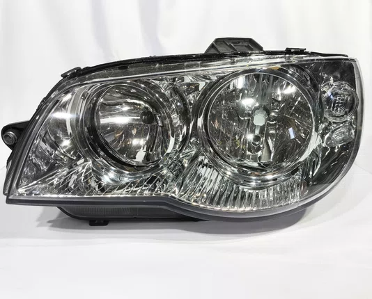 Farol Principal Fiat Palio / Siena / Strada Mascara Cromada Lado Esquerdo de 2004 ate 2016