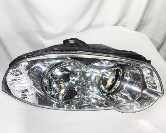 Farol Principal Fiat Palio / Siena / Strada Mascara Duplo Cromado Lado Direito de 2010 ate 2020