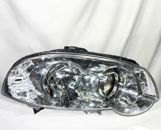 Farol Principal Fiat Palio / Siena / Strada Mascara Duplo Cromado Lado Direito de 2010 ate 2020