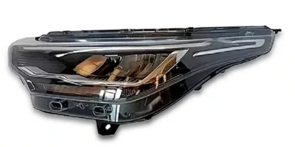 Farol Principal Fiat Strada Mascara Negra / Com Led Lado Esquerdo de 2020 ate 2025