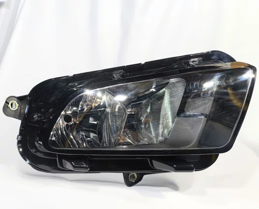 Farol Principal Fiat Toro Mascara Negra Duplo Foco Lado Direito de 2016 ate 2021